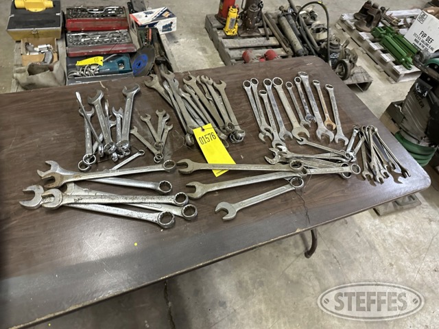 Hand wrenches